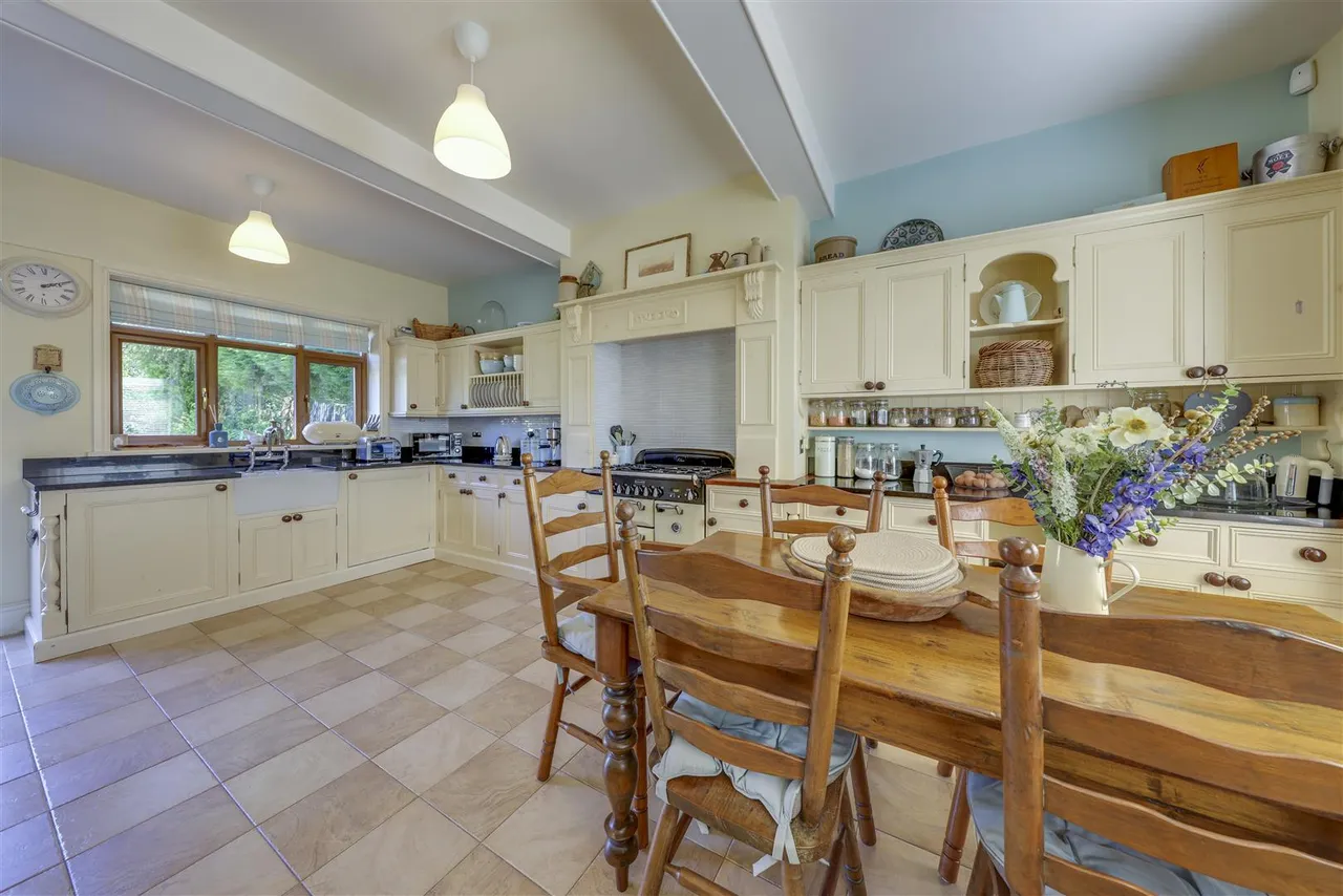 Rochdale Road, Bacup, photo 12