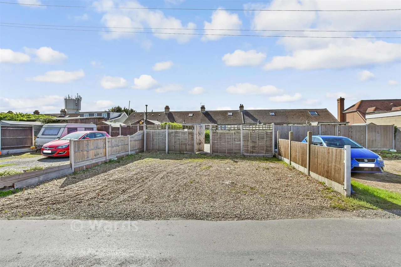 Eastchurch Road, Sheerness, ME12, photo 10