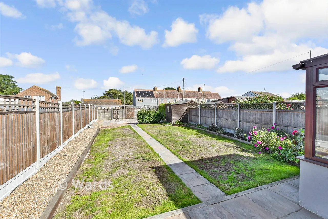 Eastchurch Road, Sheerness, ME12, photo 11