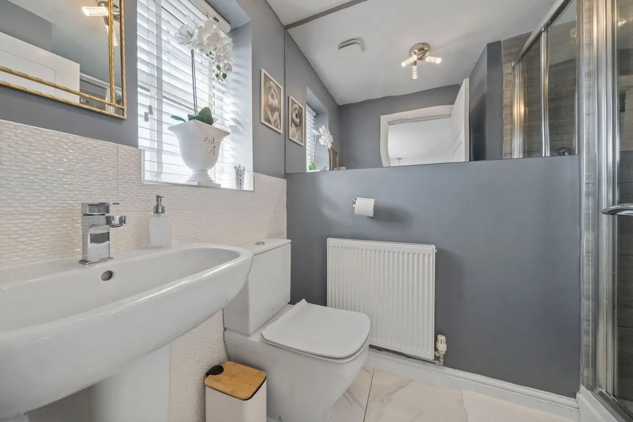 St. Nathaniels Close, Platt Bridge, Wigan, Wigan, WN2 3FT, photo 15