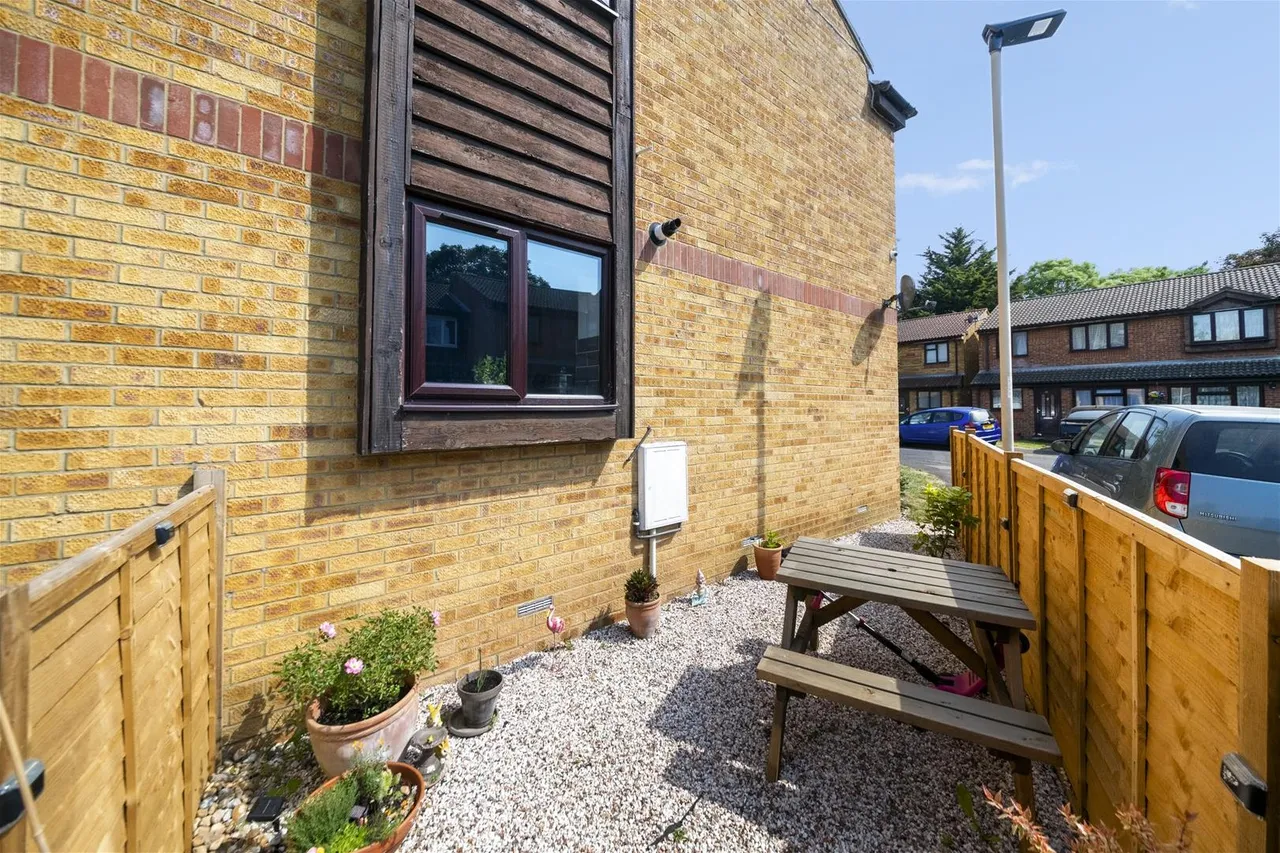 Jessop Avenue, Southall, photo 12