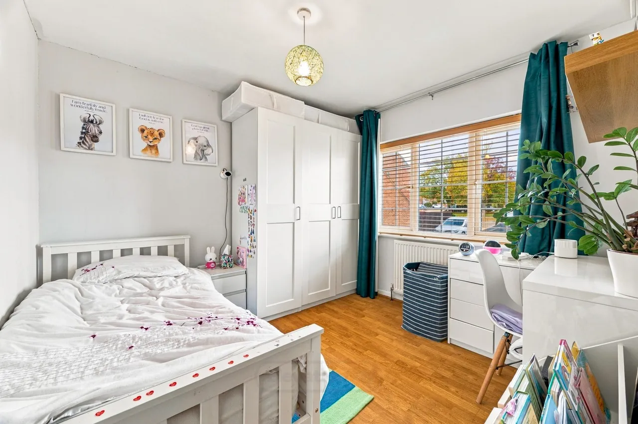 Christie Close, Newport Pagnell, MK16, photo 11