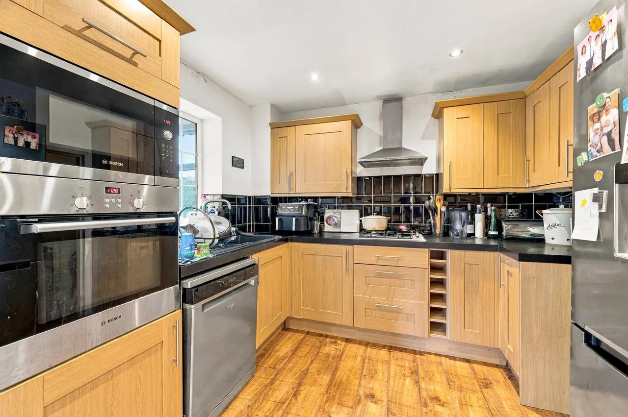 Christie Close, Newport Pagnell, MK16, photo 5