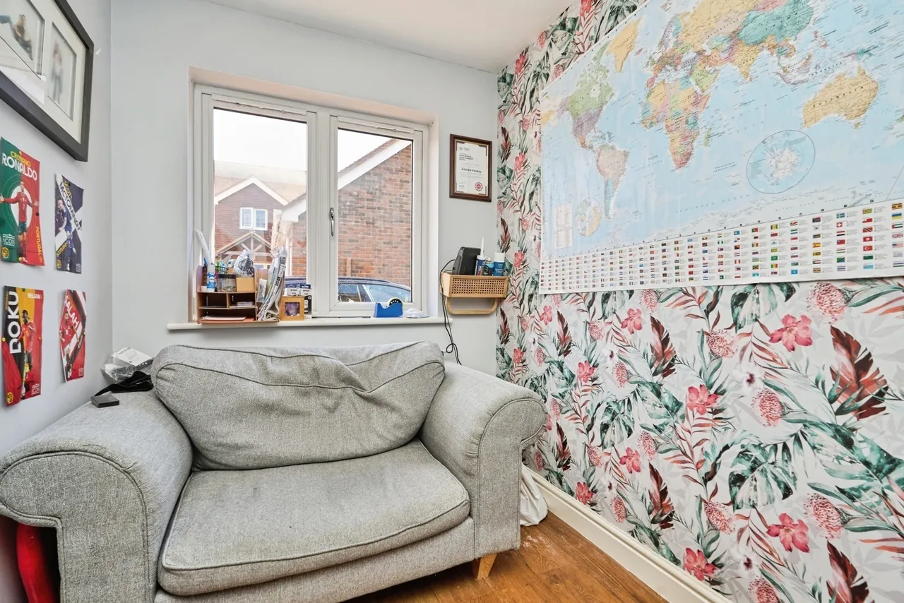 Elmbank Gardens, Sandown, PO36, photo 60