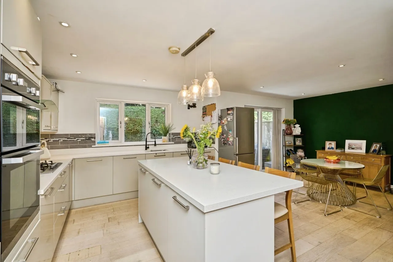 Elmbank Gardens, Sandown, PO36, photo 37
