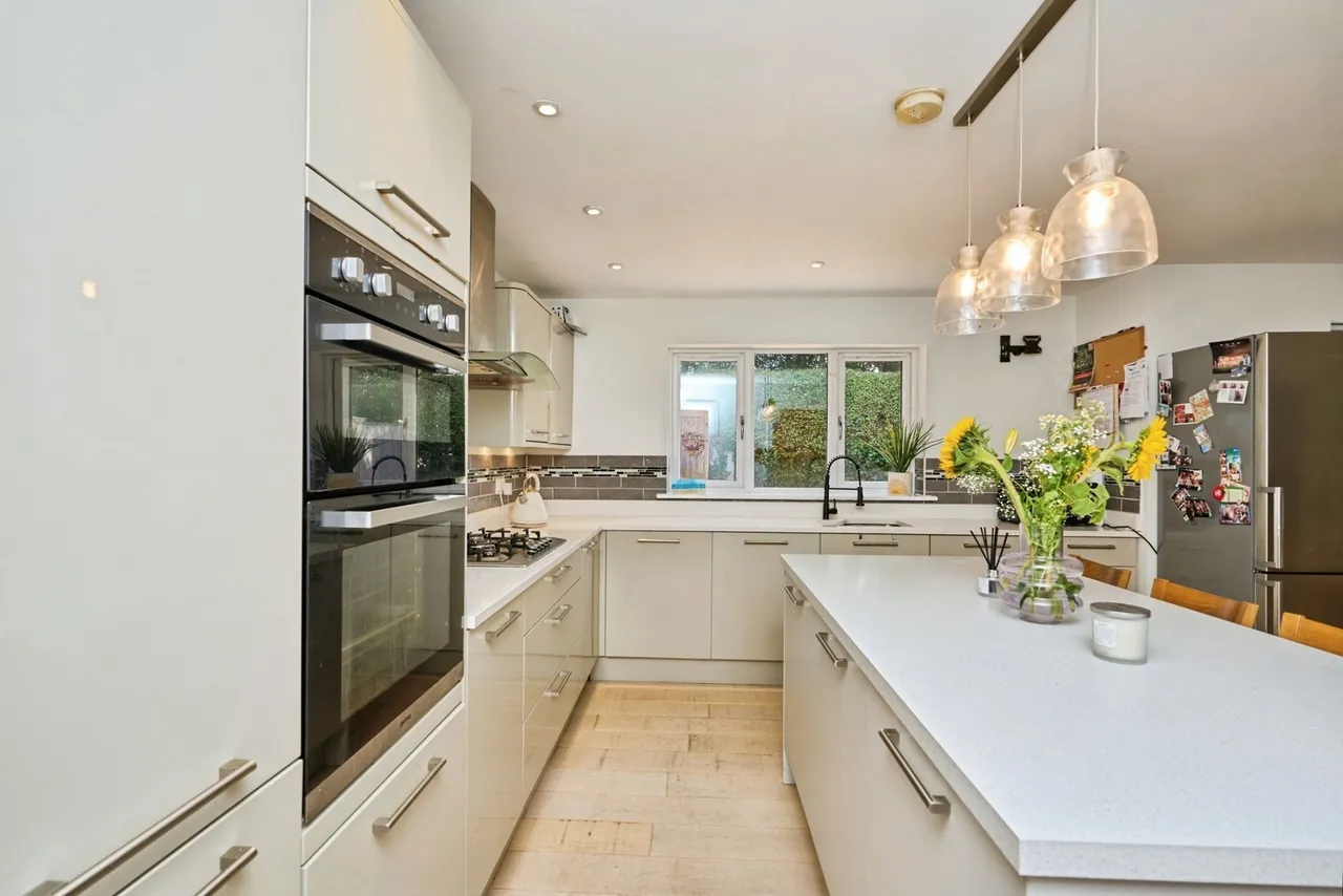Elmbank Gardens, Sandown, PO36, photo 38