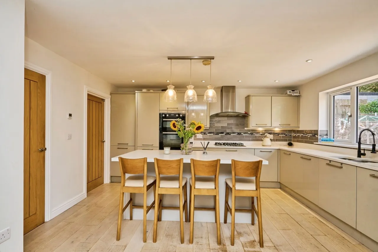 Elmbank Gardens, Sandown, PO36, photo 61
