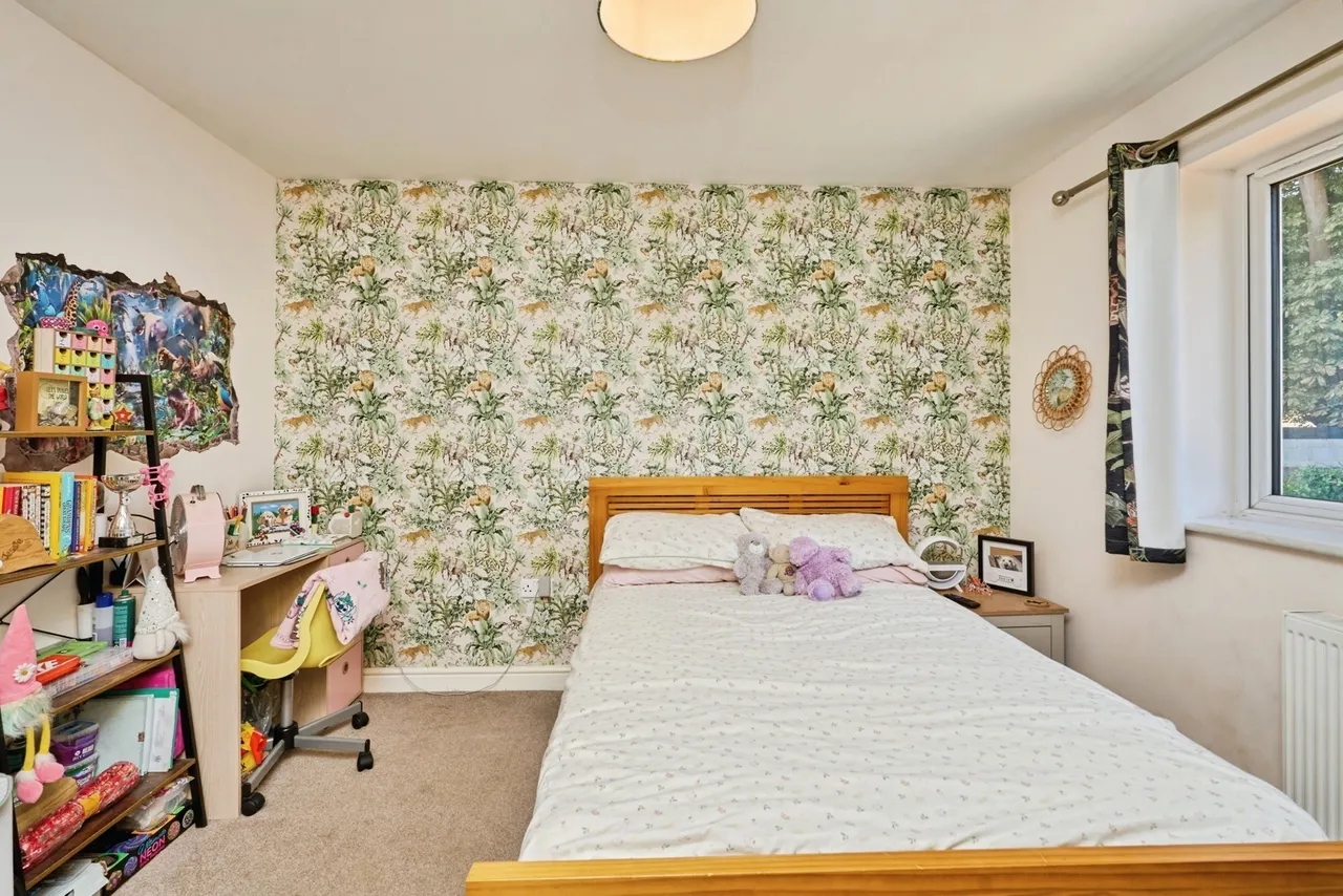 Elmbank Gardens, Sandown, PO36, photo 58