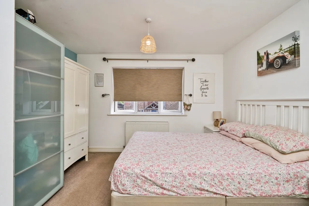 Elmbank Gardens, Sandown, PO36, photo 21
