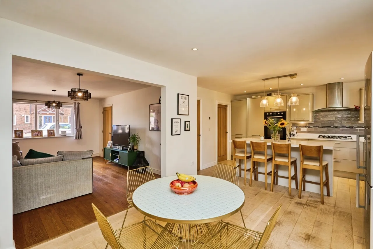 Elmbank Gardens, Sandown, PO36, photo 40