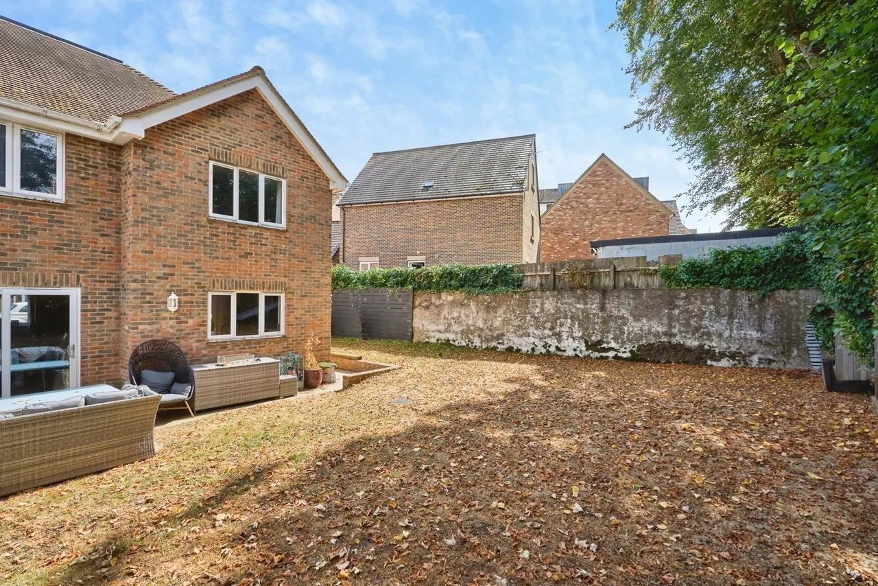 Elmbank Gardens, Sandown, PO36, photo 66