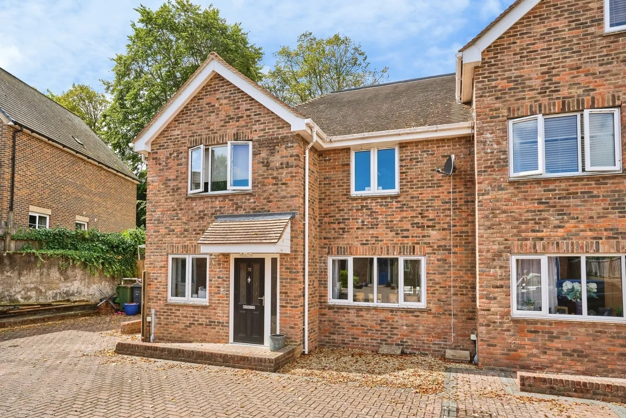 Elmbank Gardens, Sandown, PO36, photo 26