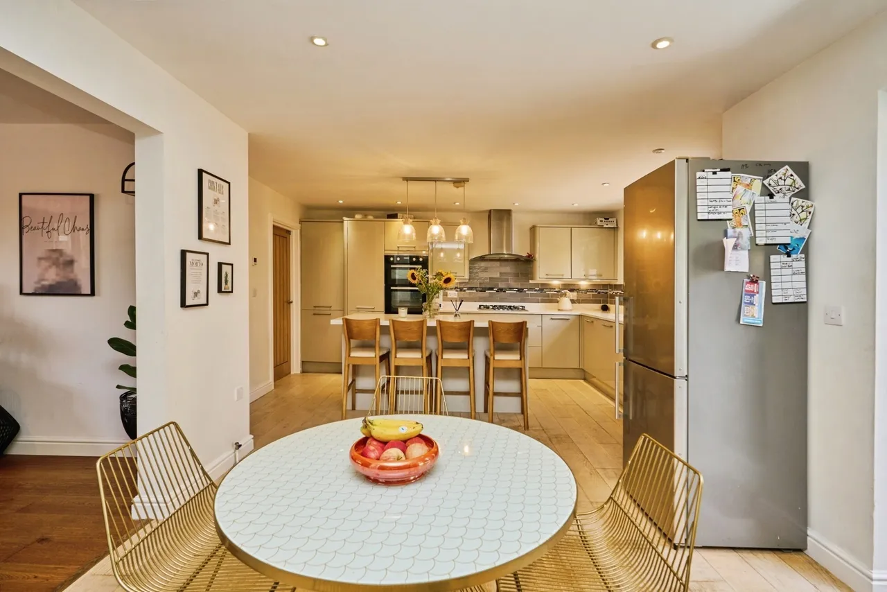 Elmbank Gardens, Sandown, PO36, photo 41