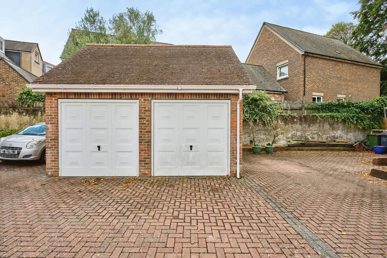 Elmbank Gardens, Sandown, PO36, photo 46