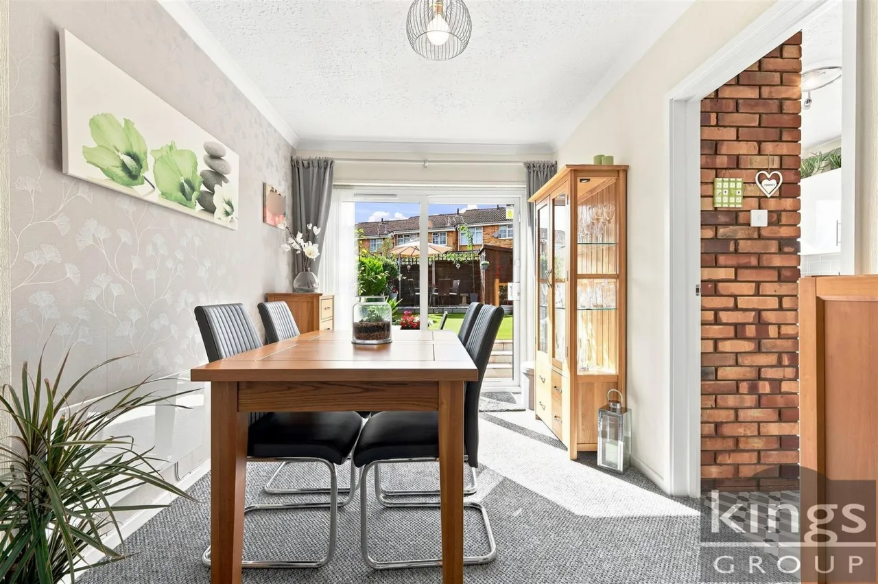 Perriors Close, Cheshunt, photo 5