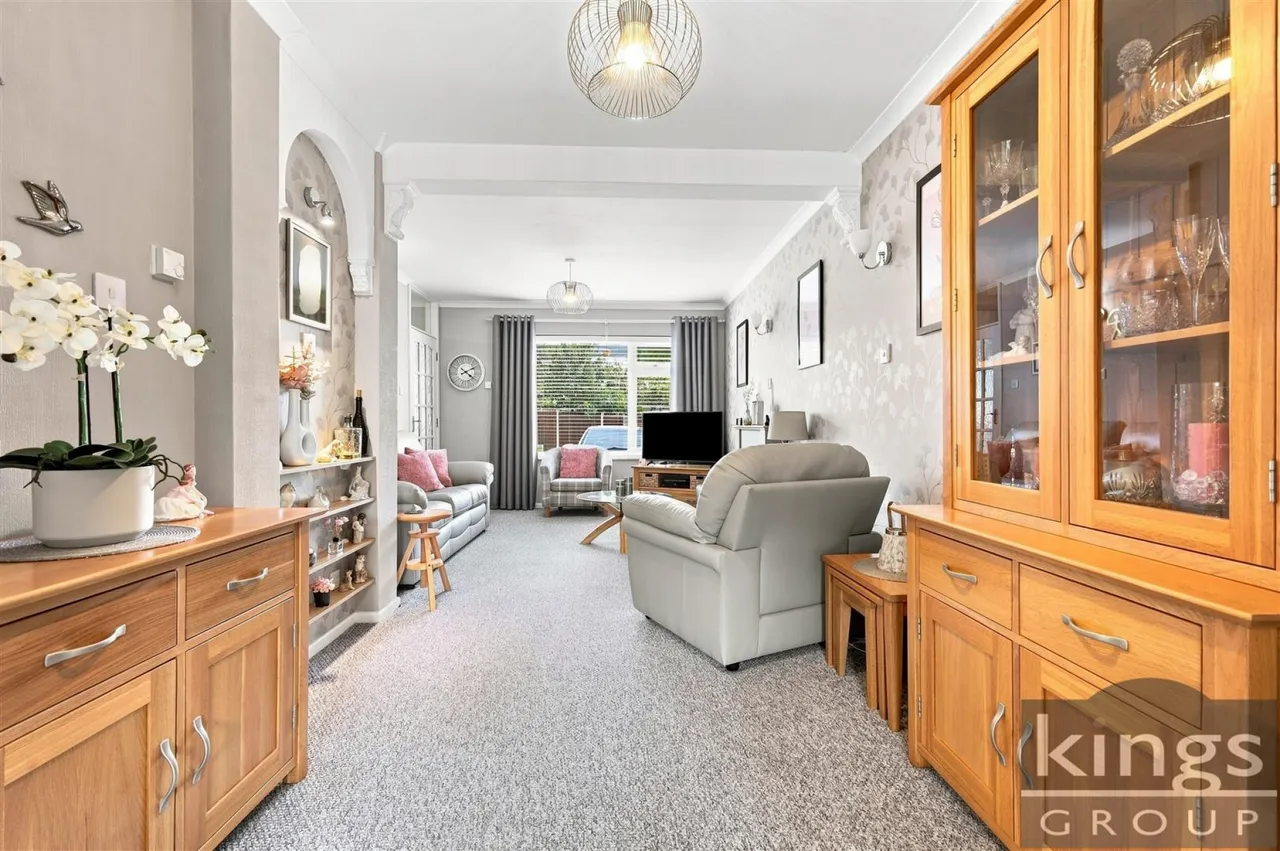 Perriors Close, Cheshunt, photo 4