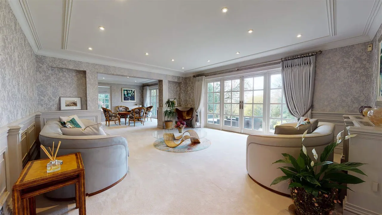 Avey Lane, High Beech, Loughton, photo 7