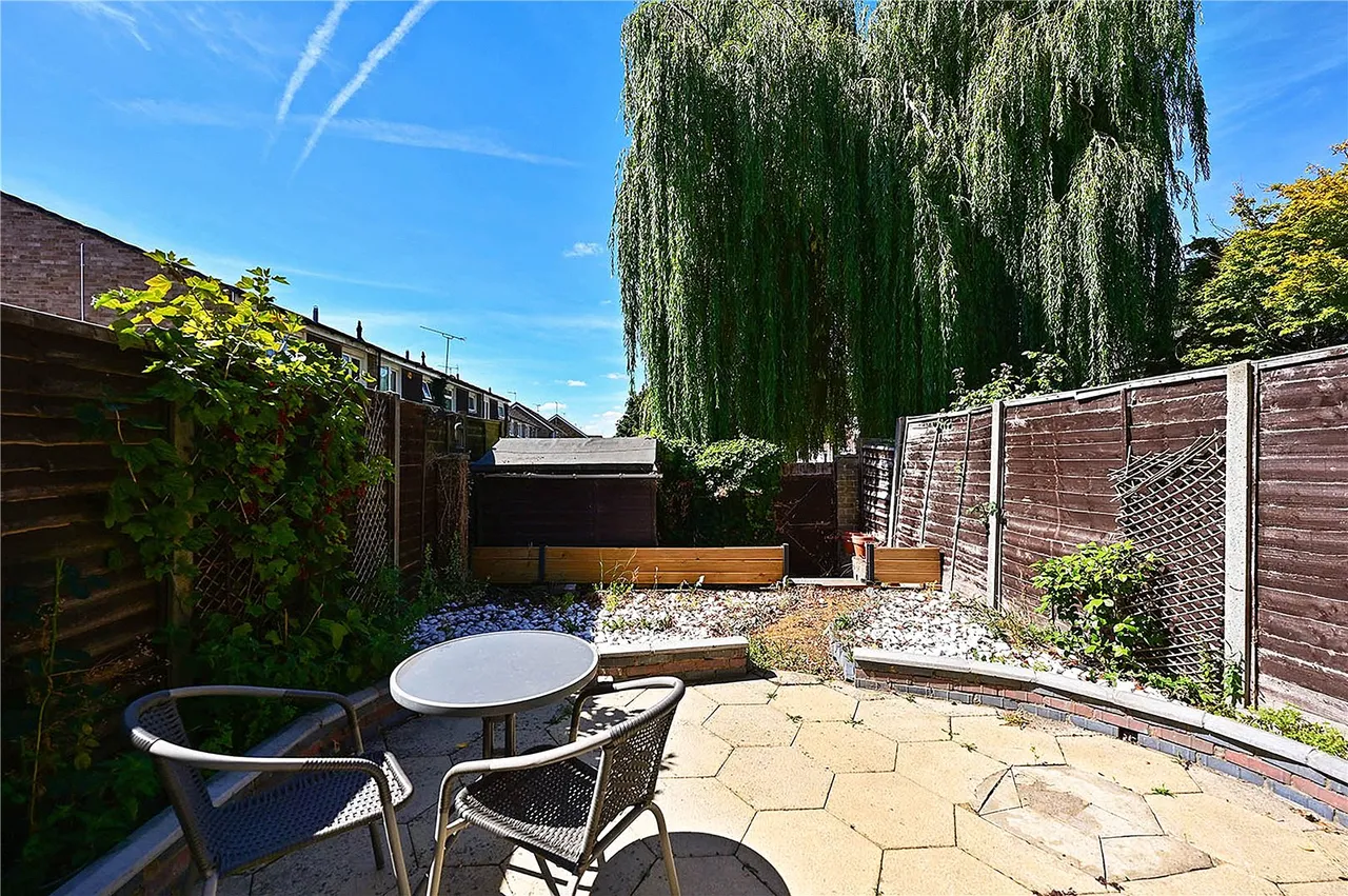 Shepherds Walk, Farnborough, GU14 9HA, photo 6