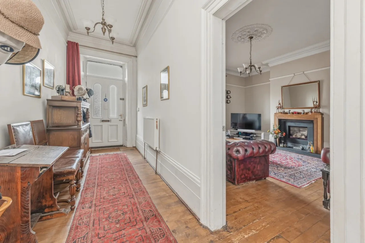 Wentworth Street, Huddersfield, photo 9