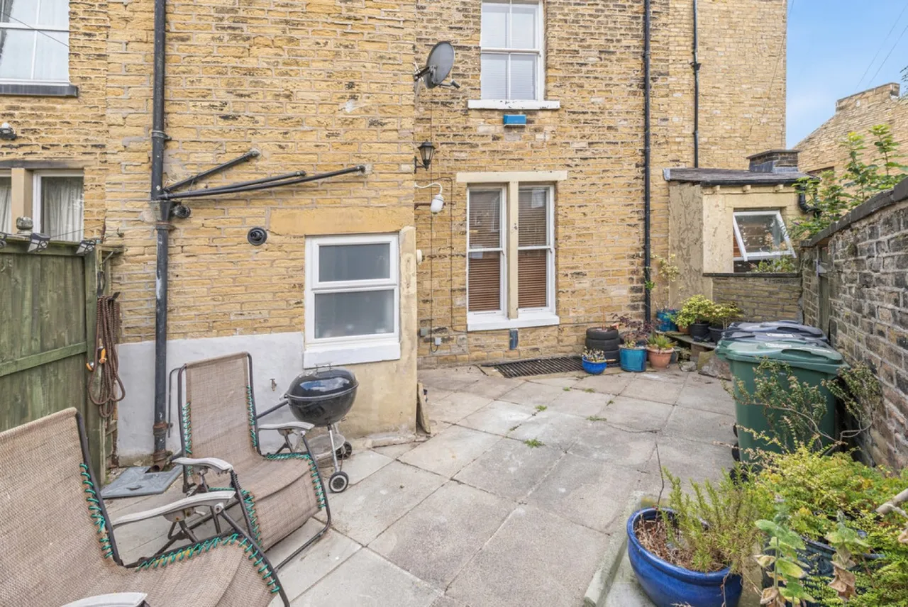 Wentworth Street, Huddersfield, photo 7