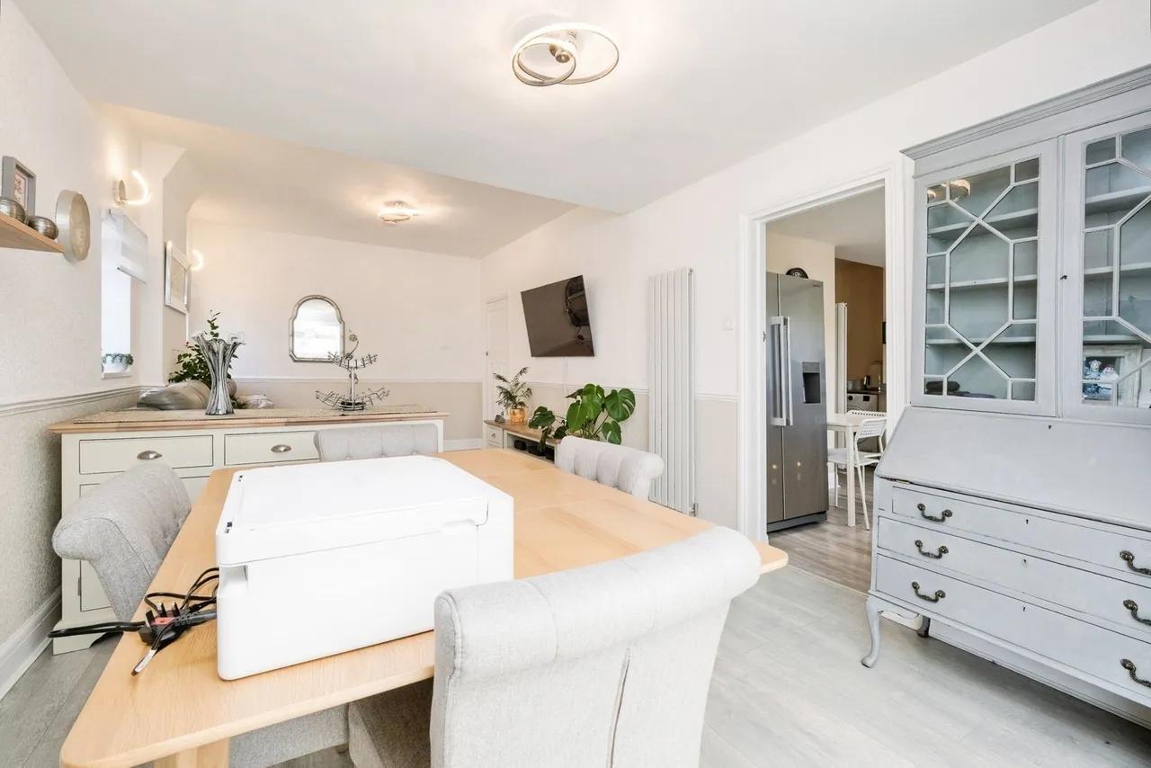 Dorrington Gardens, Hornchurch, RM12, photo 23