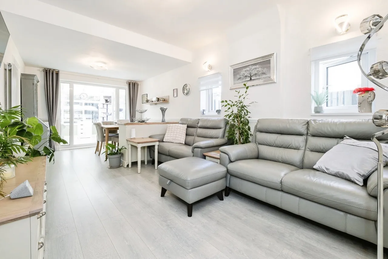 Dorrington Gardens, Hornchurch, RM12, photo 11