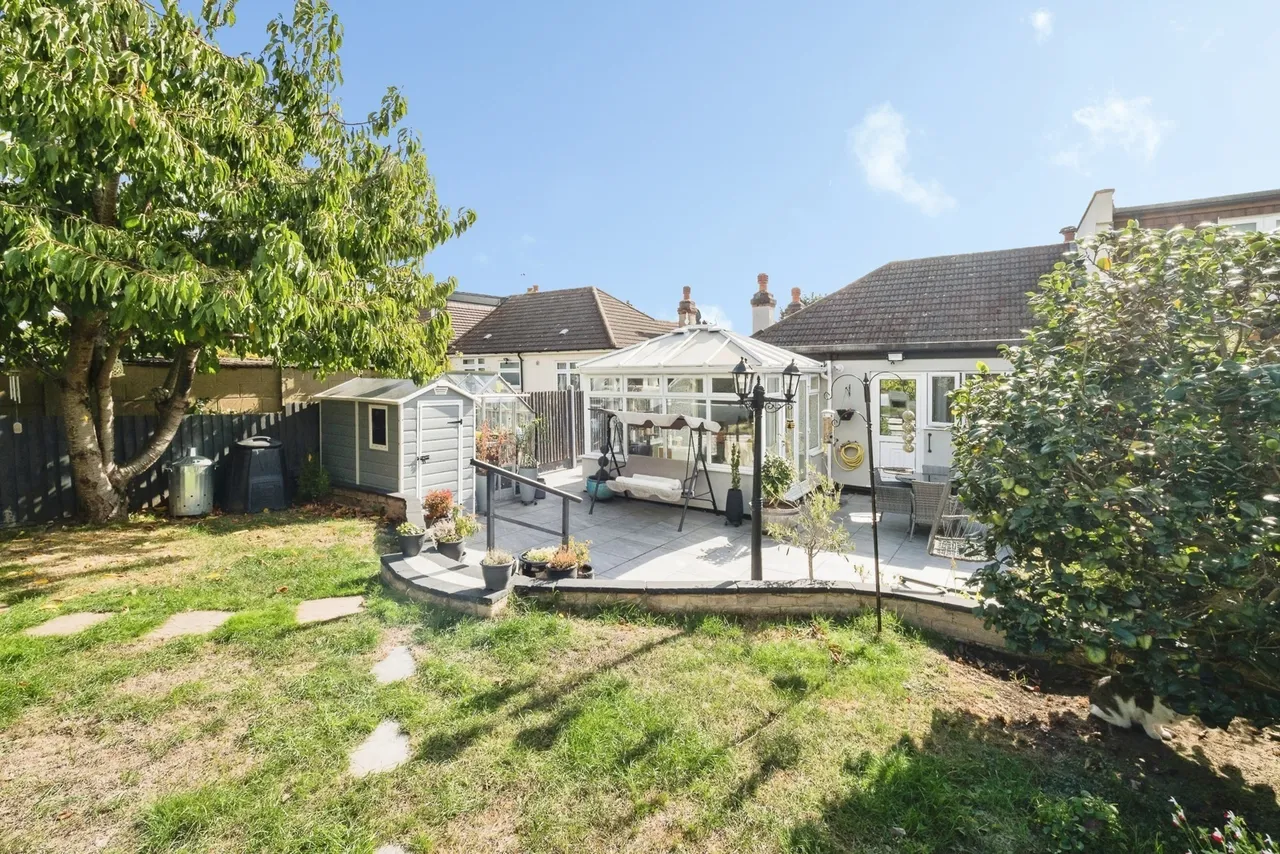 Dorrington Gardens, Hornchurch, RM12, photo 18