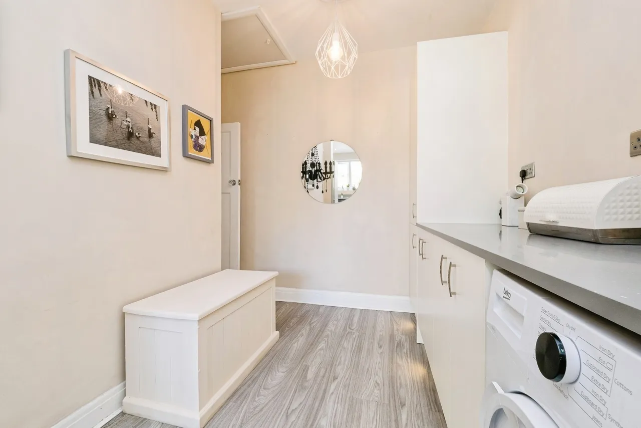 Dorrington Gardens, Hornchurch, RM12, photo 15