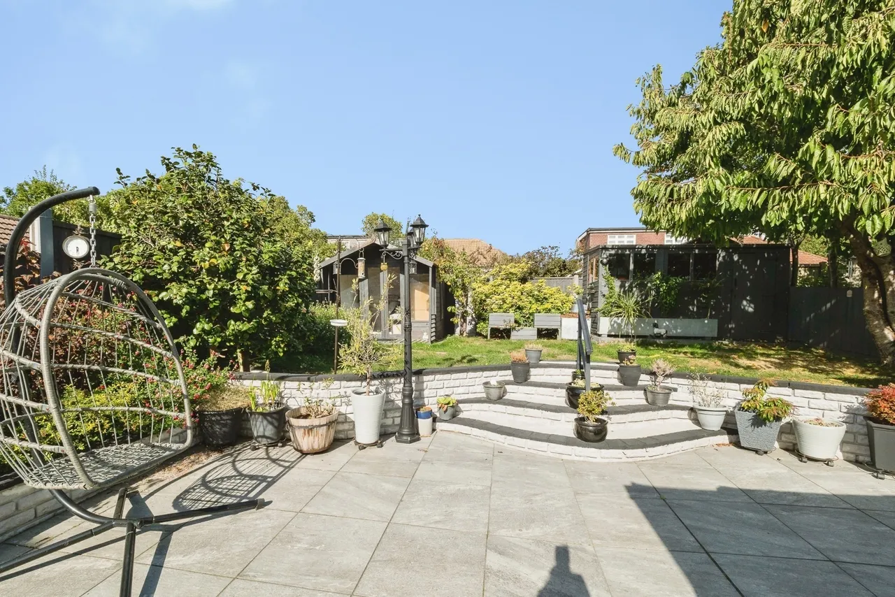 Dorrington Gardens, Hornchurch, RM12, photo 5