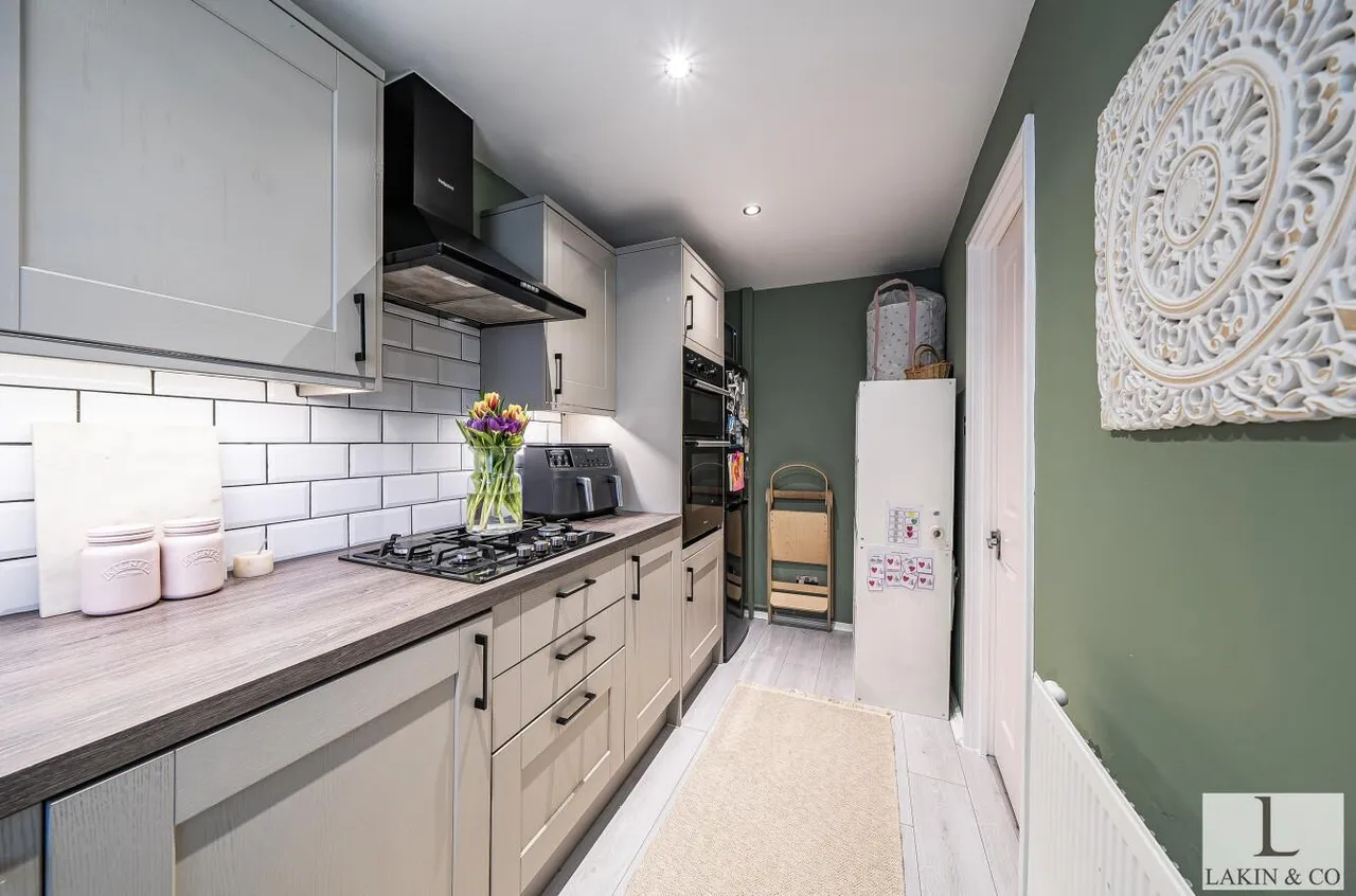 Westwood Close, Ruislip, HA4 7RE, photo 4