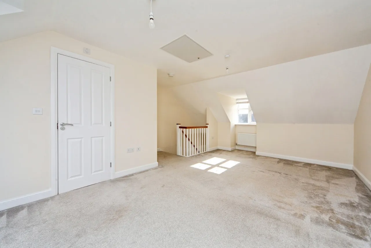 Drey Close, Formby, L37, photo 15