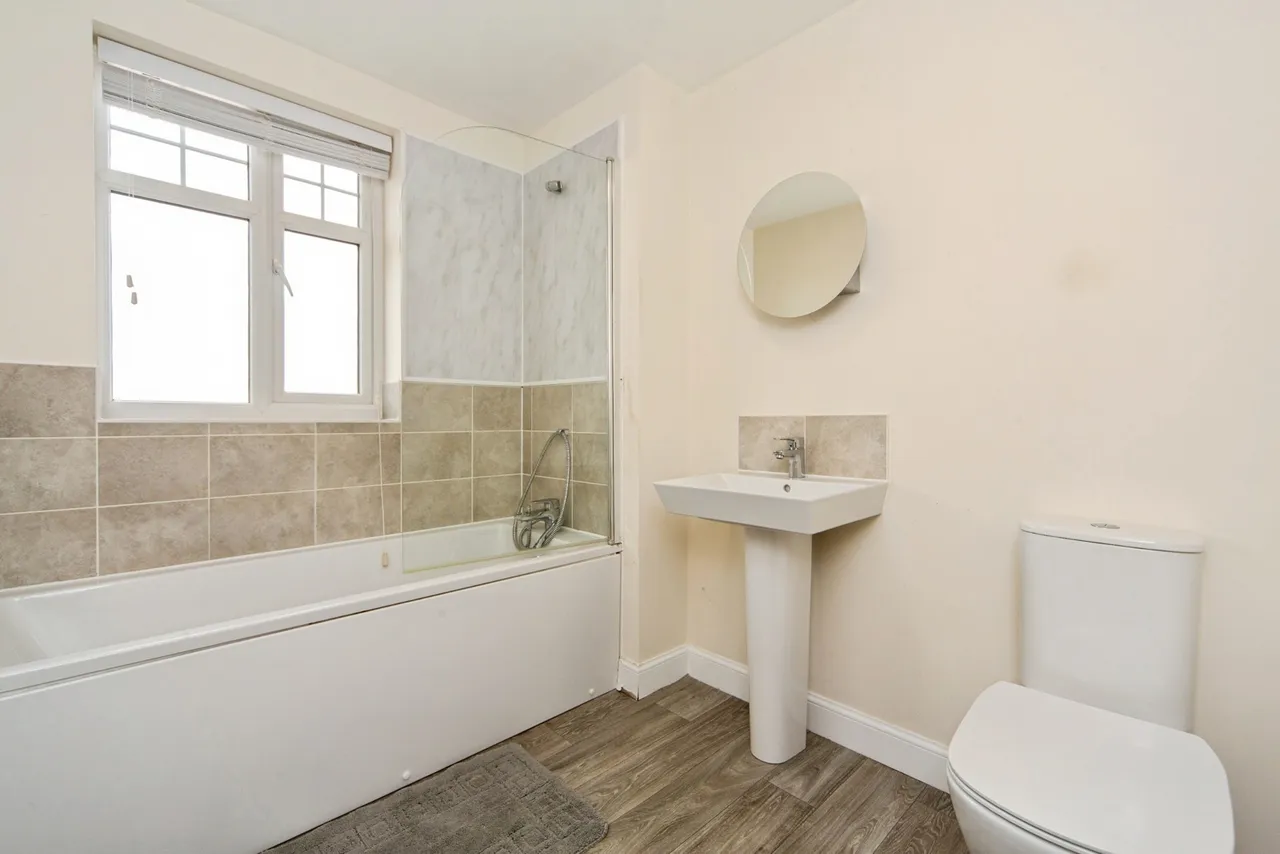 Drey Close, Formby, L37, photo 14