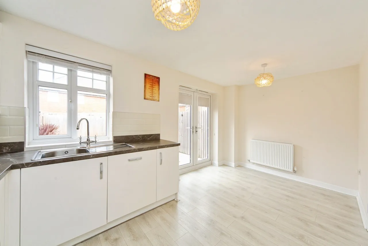 Drey Close, Formby, L37, photo 8
