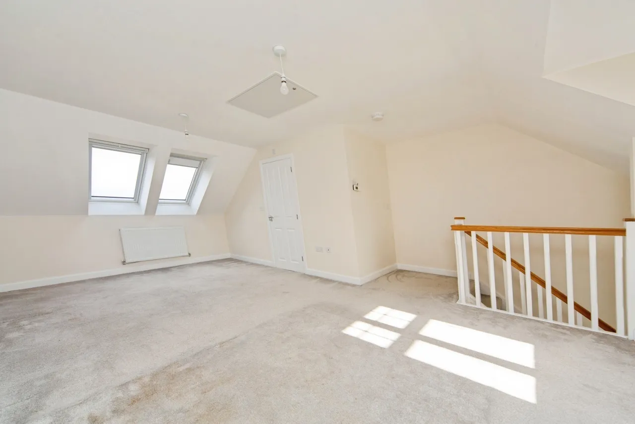 Drey Close, Formby, L37, photo 16