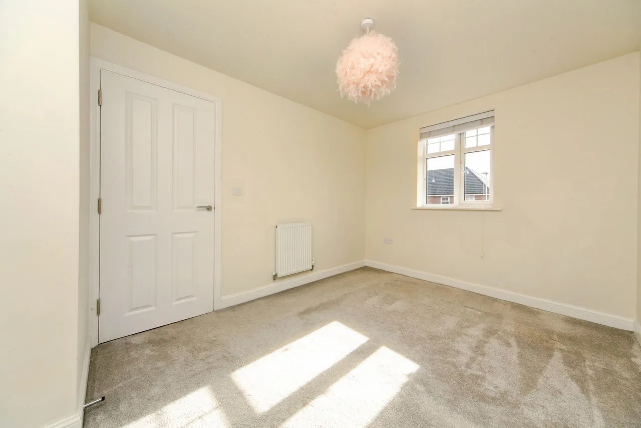 Drey Close, Formby, L37, photo 11