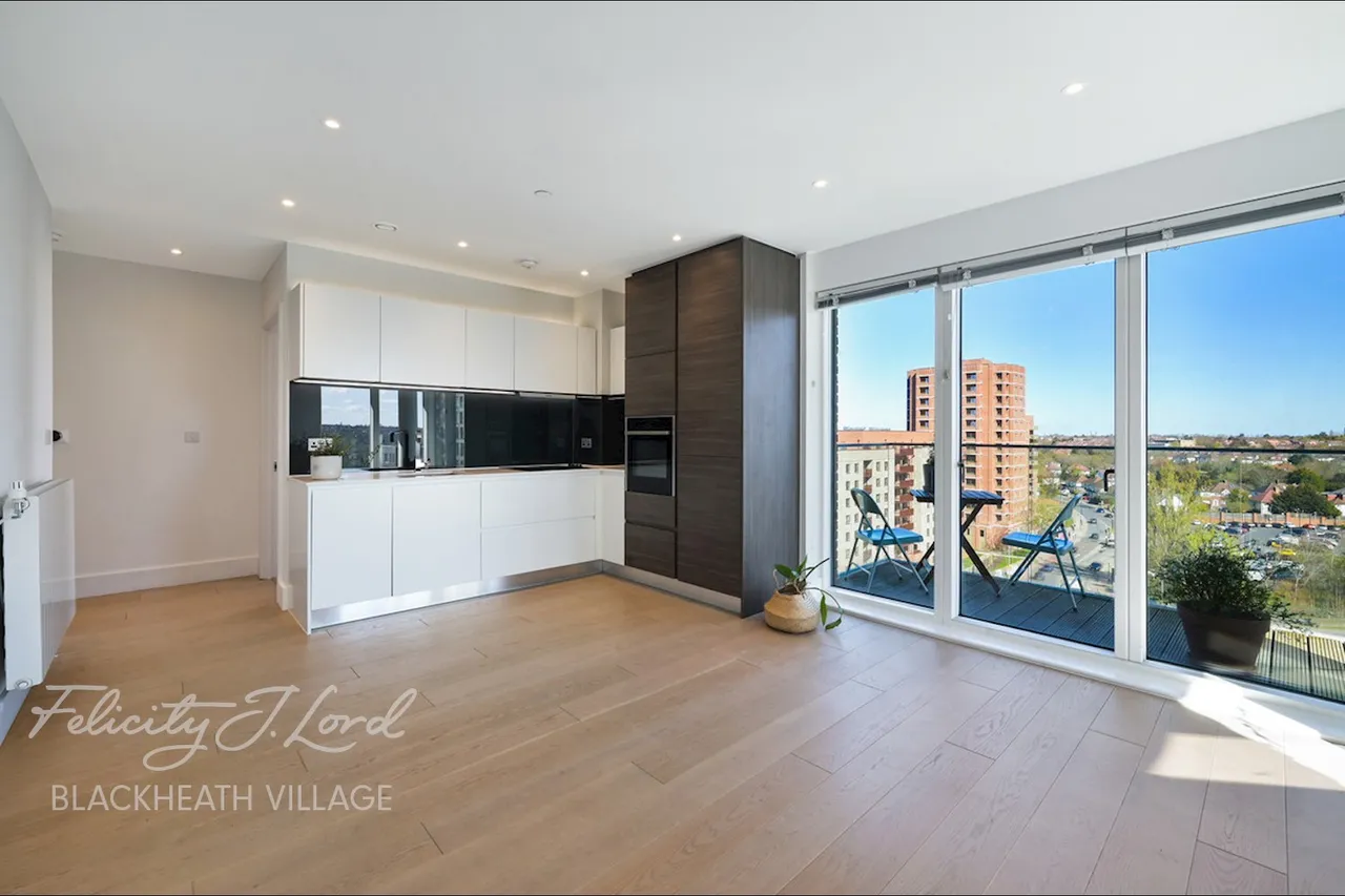 Kidbrooke Park Road, London, SE3, photo 3