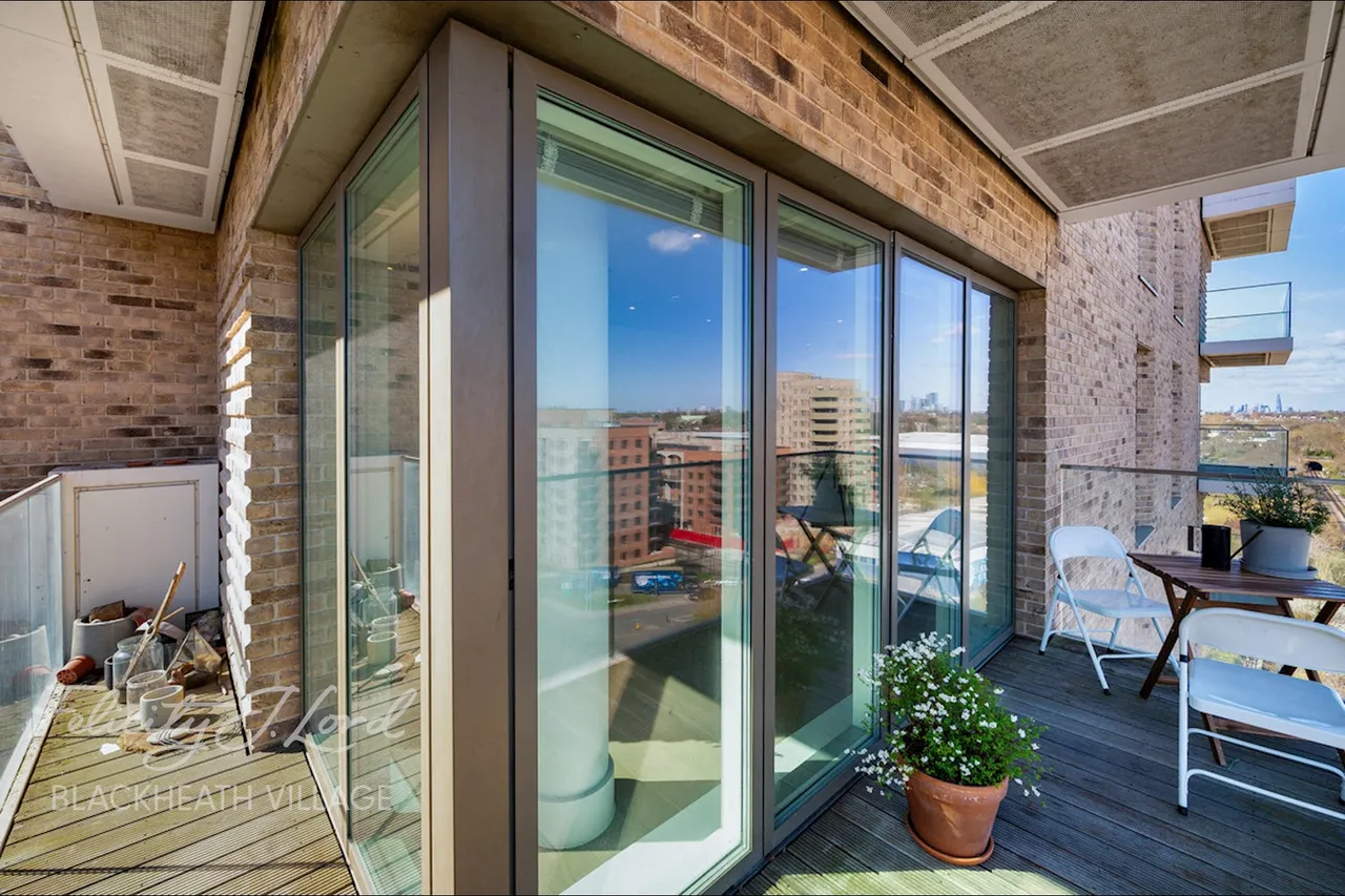 Kidbrooke Park Road, London, SE3, photo 11