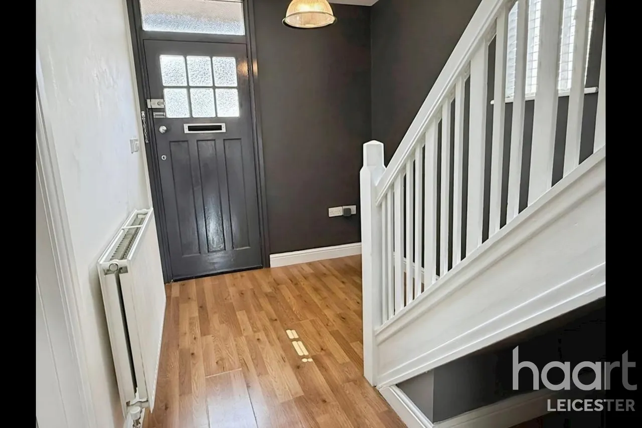 Grosvenor Crescent, Leicester, LE2, photo 2