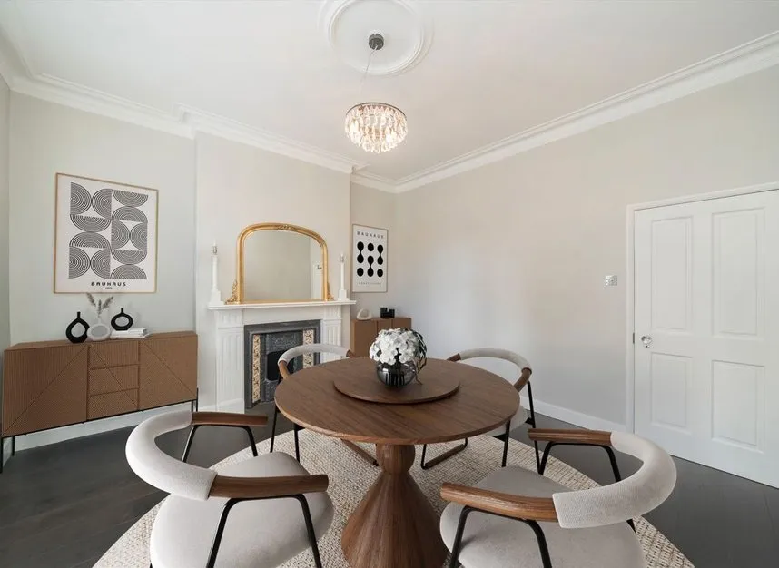 4 bed flat to rent — Heath Street, Hampstead, NW3