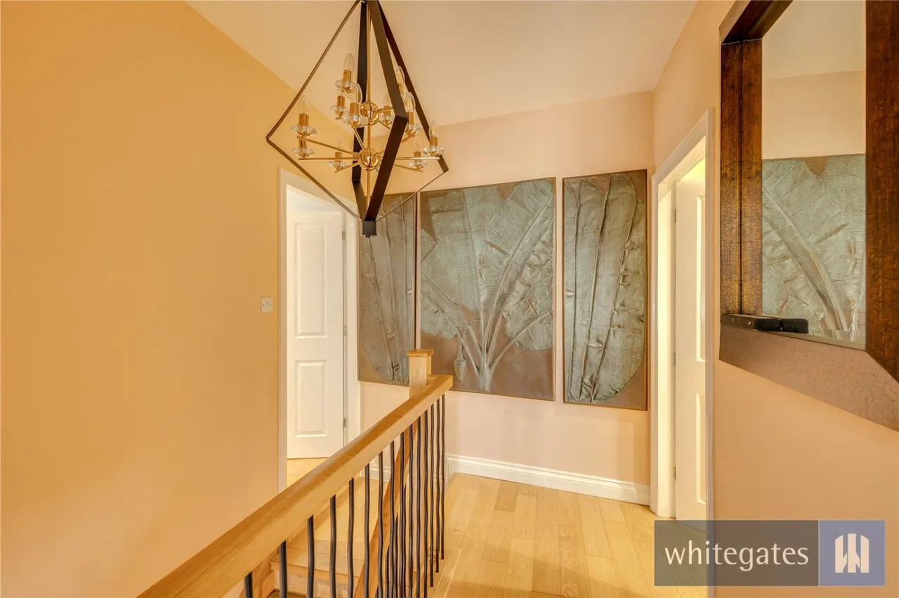 Churchward Court, Woolton, L25, photo 15