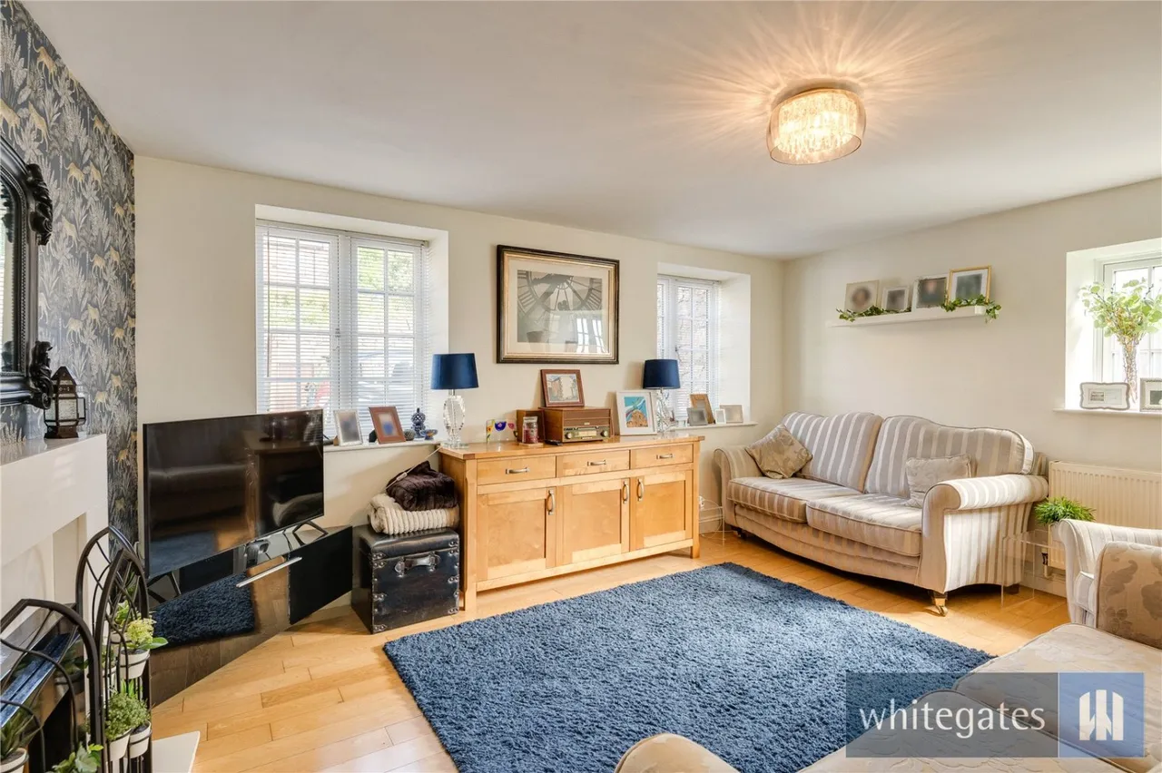 Churchward Court, Woolton, L25, photo 9
