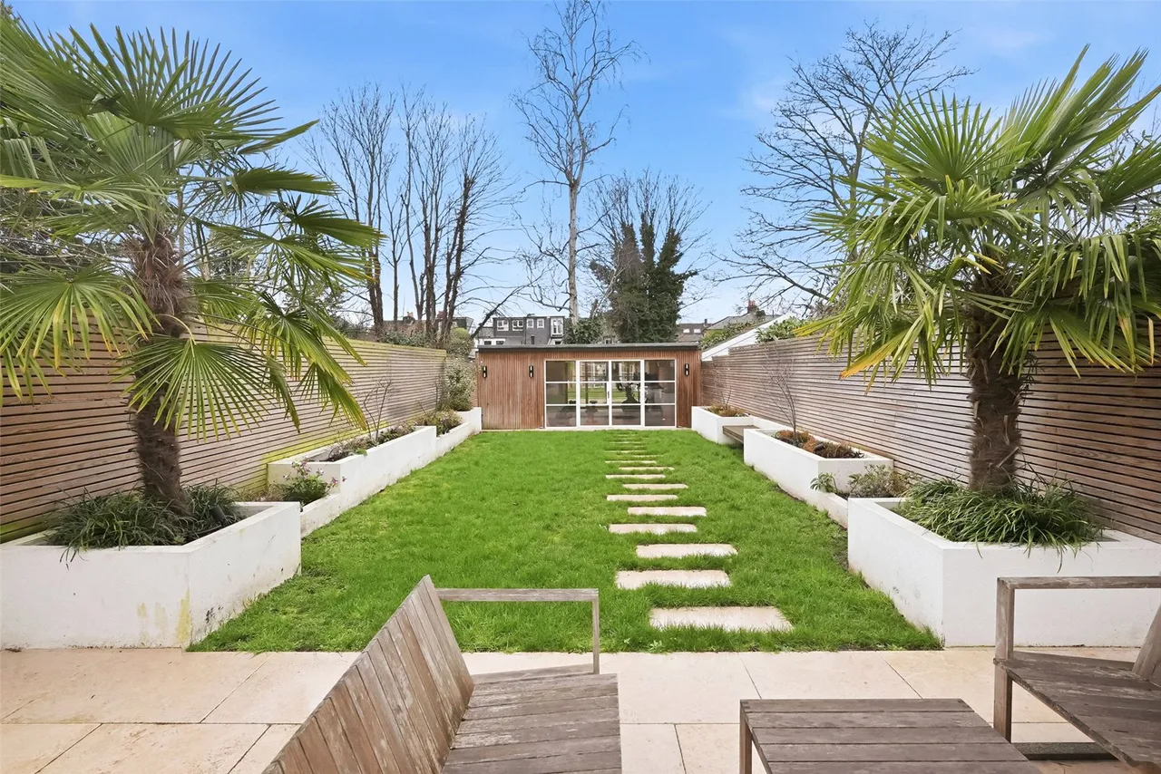 Waldegrave Road, Teddington, TW11 8LU, photo 2