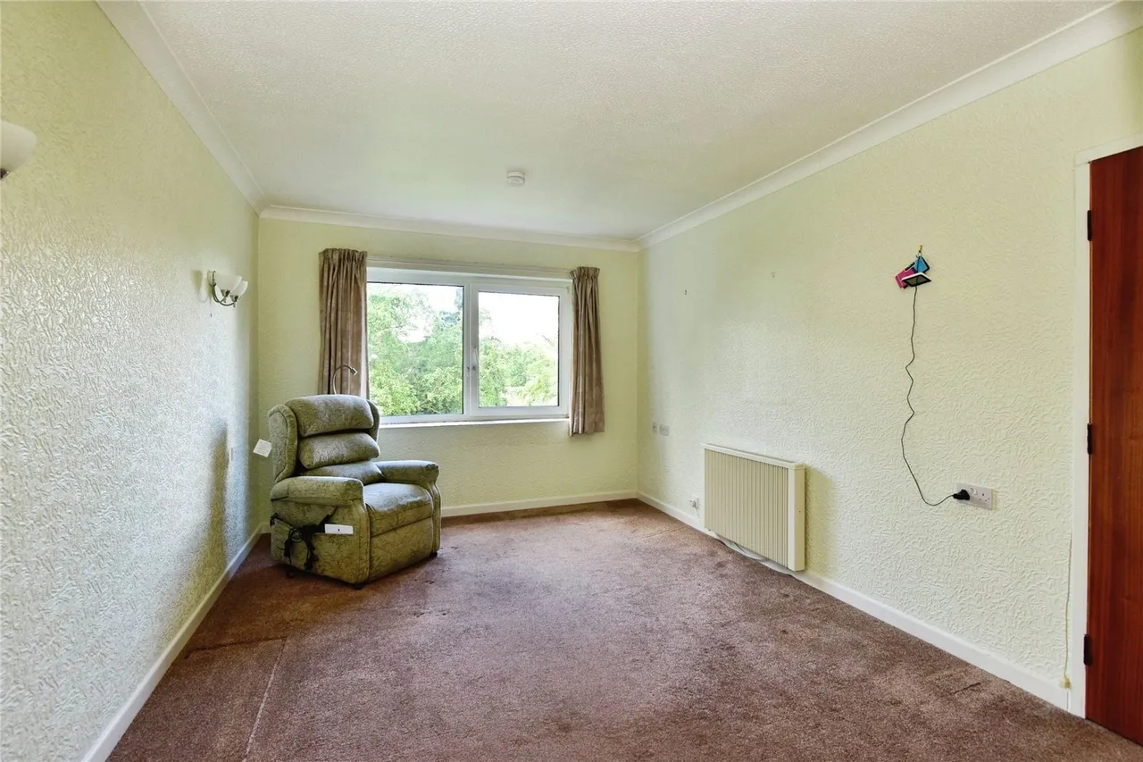 Sandbach Road South, Alsager, Stoke-on-Trent, Cheshire, ST7, photo 2
