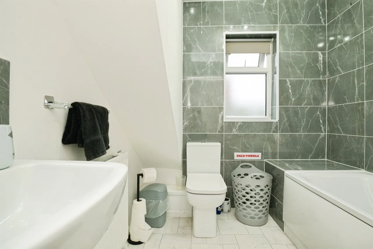 Connaught Road, Roath, CF24, photo 18
