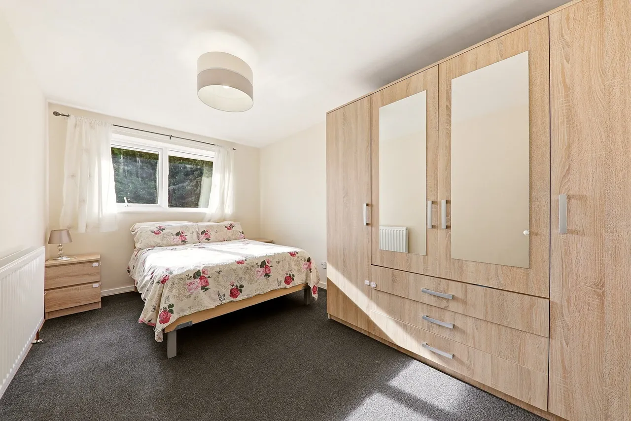 Glencoe Gardens, Kippax, LS25, photo 10