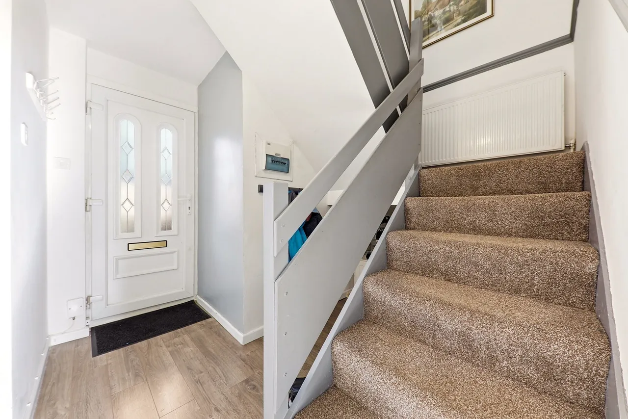 Glencoe Gardens, Kippax, LS25, photo 9