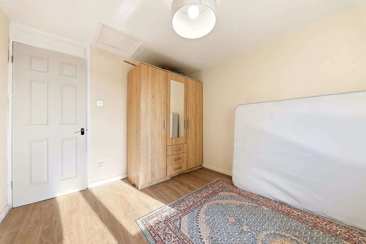Glencoe Gardens, Kippax, LS25, photo 13