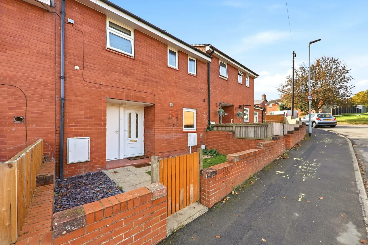 Glencoe Gardens, Kippax, LS25, photo 2