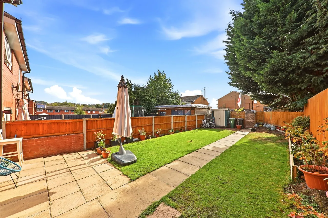 Glencoe Gardens, Kippax, LS25, photo 20