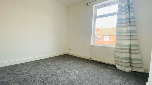Albert Road, Mexborough, S64, photo 7